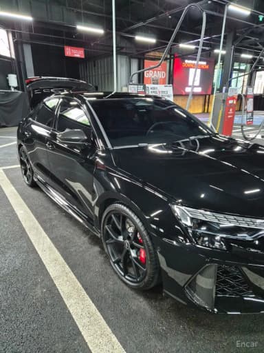 RS3 (8Y)