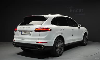 New Cayenne