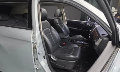 G4 Rexton