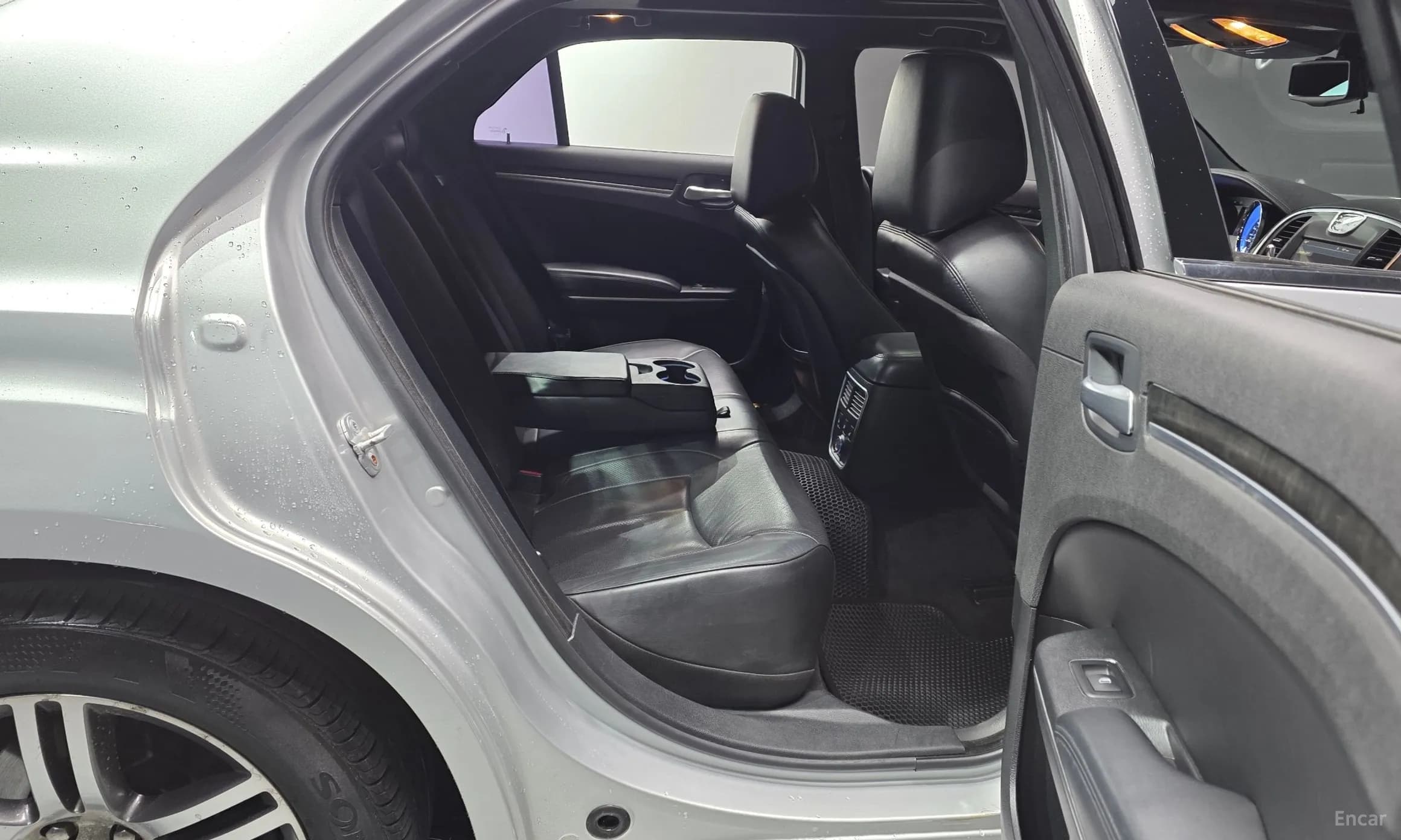 The New 300C