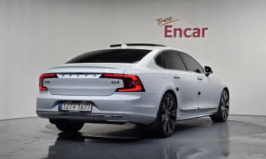 S90