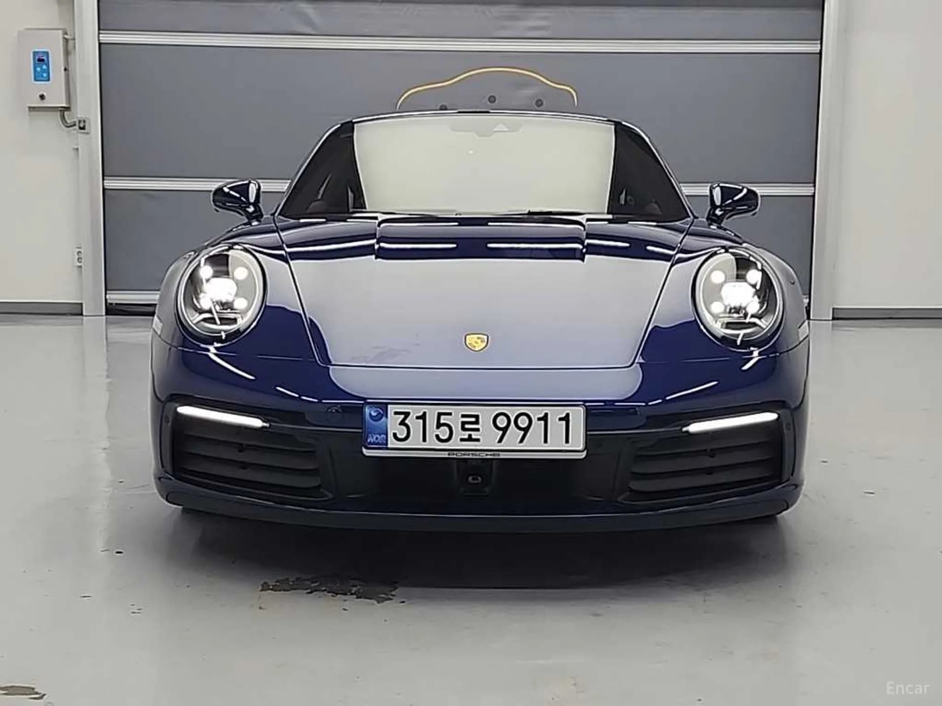 911 (992)
