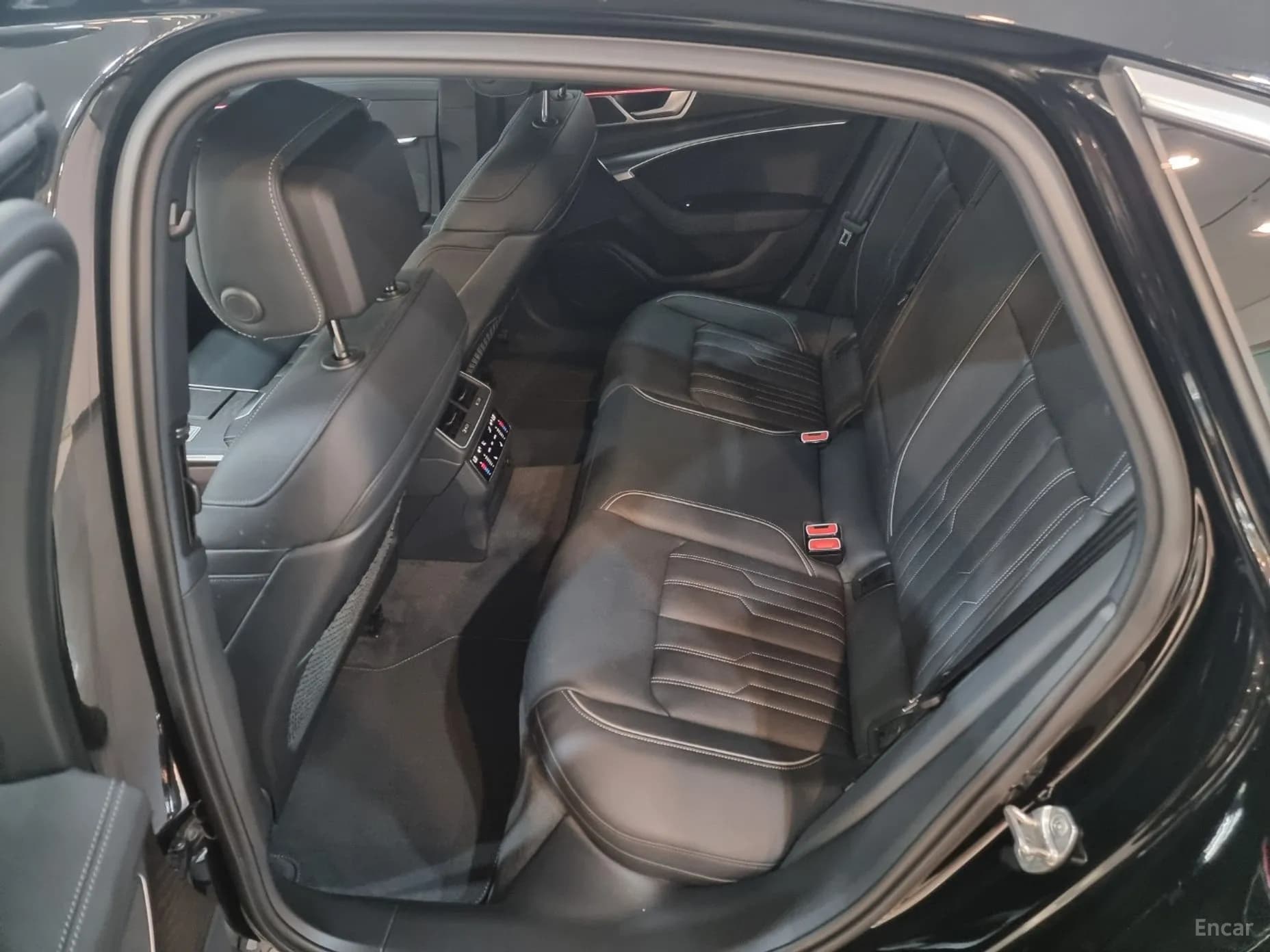 A6 (C8)