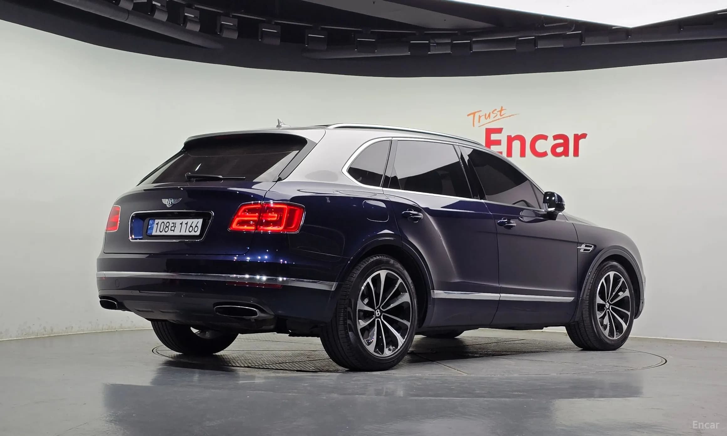 Bentayga