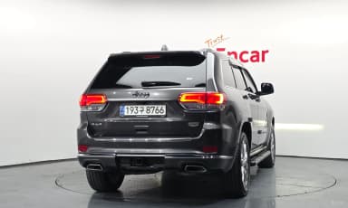 Grand Cherokee