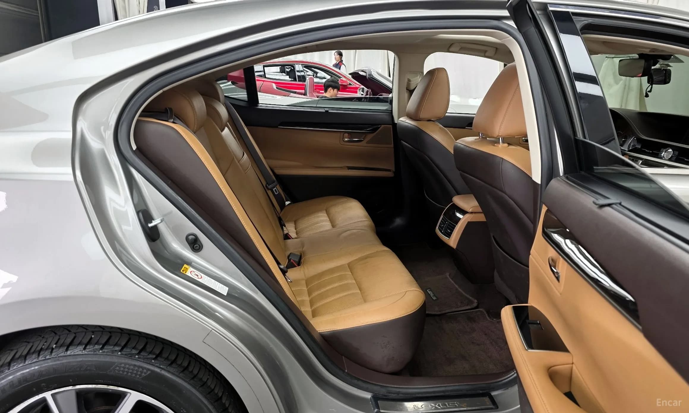 New ES300h