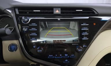 Camry (XV70)