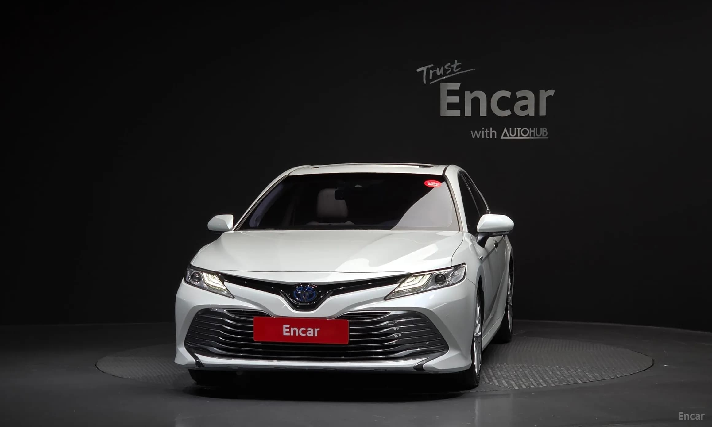 Camry (XV70)
