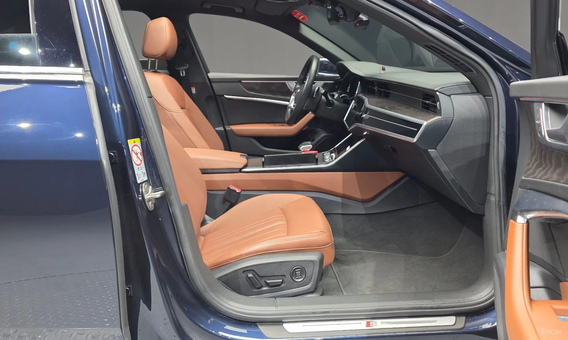 A6 (C8)