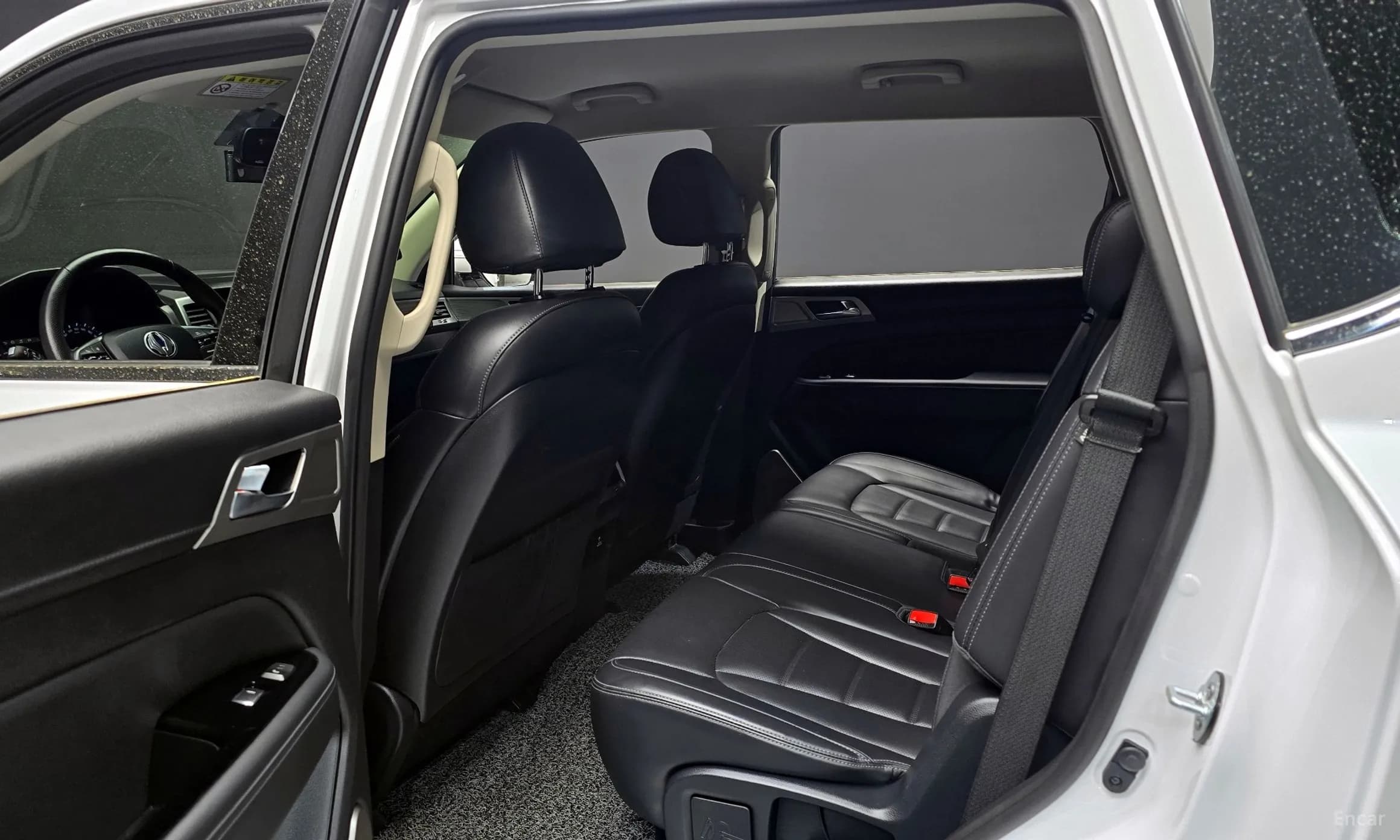 G4 Rexton