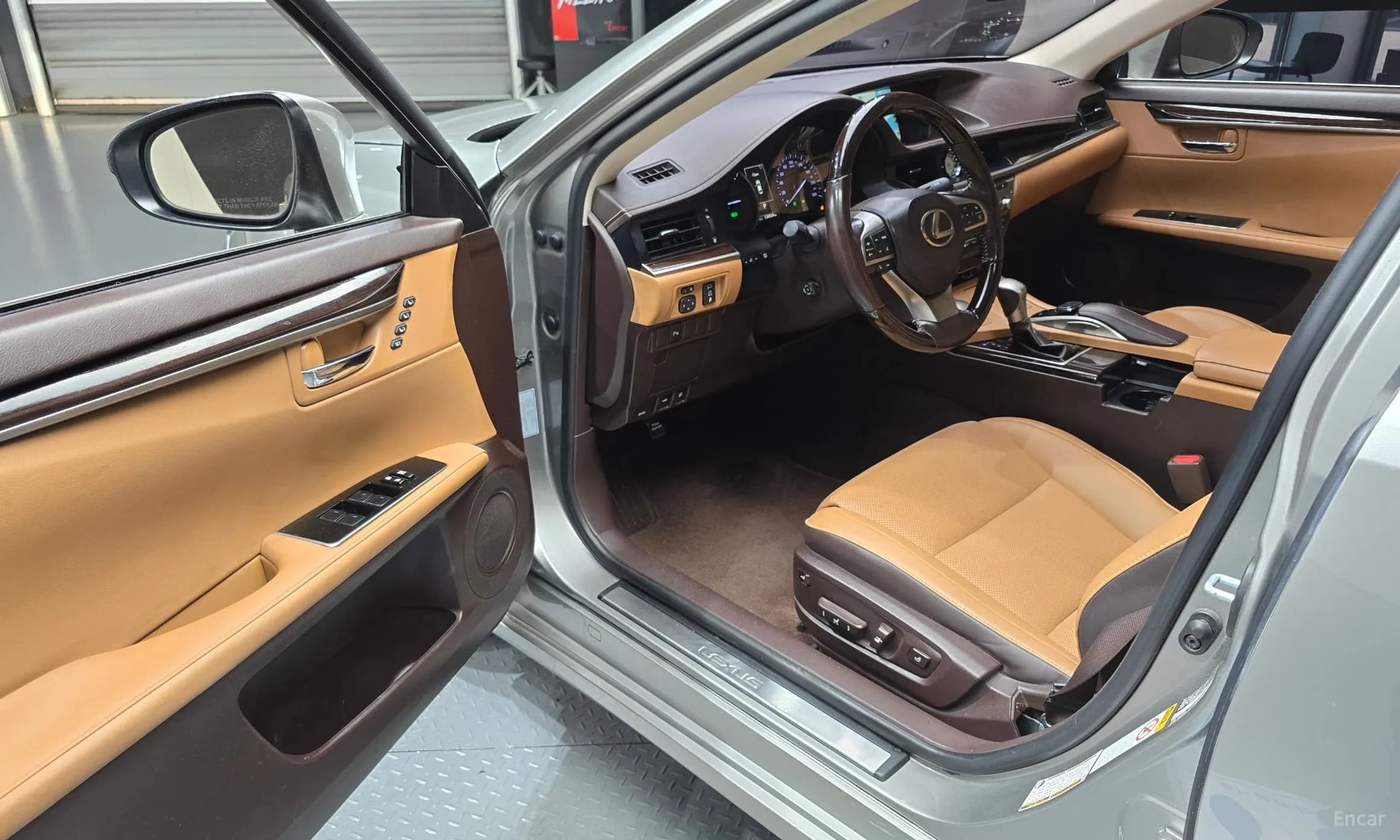 New ES300h