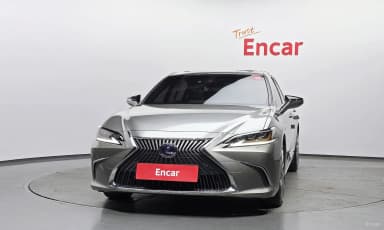 ES300h 7th Generation