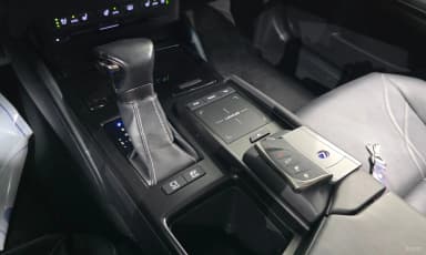 ES300h 7th Generation