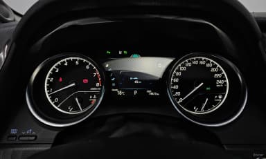 Camry (XV70)