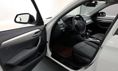 X1 (E84)