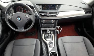 X1 (E84)