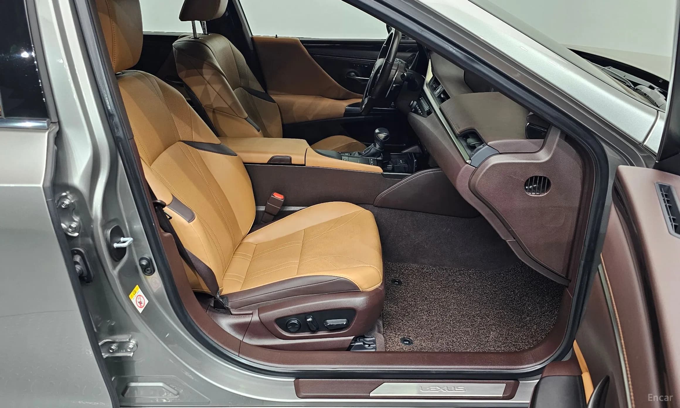 ES300h 7th Generation