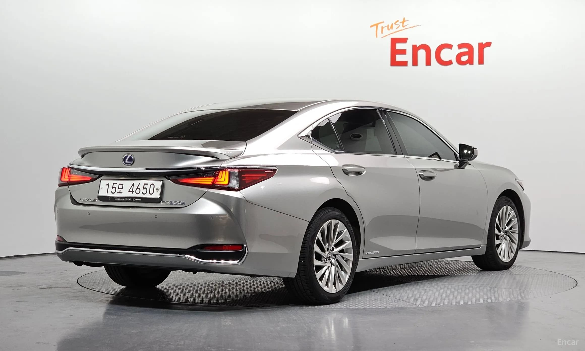 ES300h 7th Generation