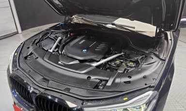 7 Series (G11)