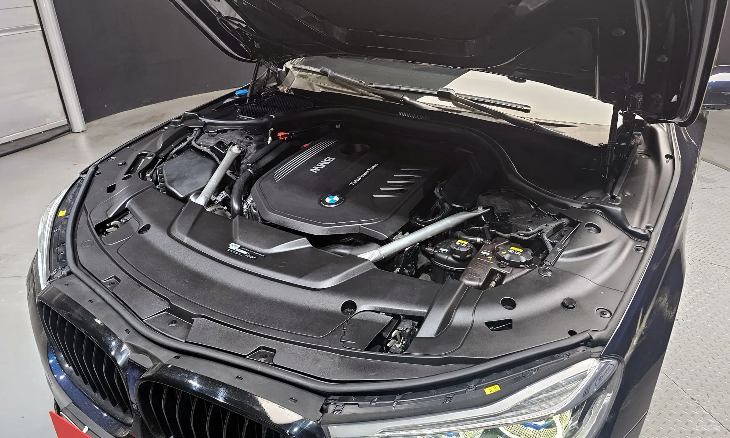 7 Series (G11)
