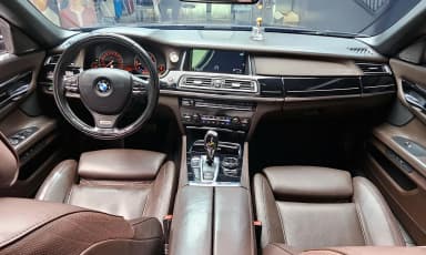 7 Series (F01)