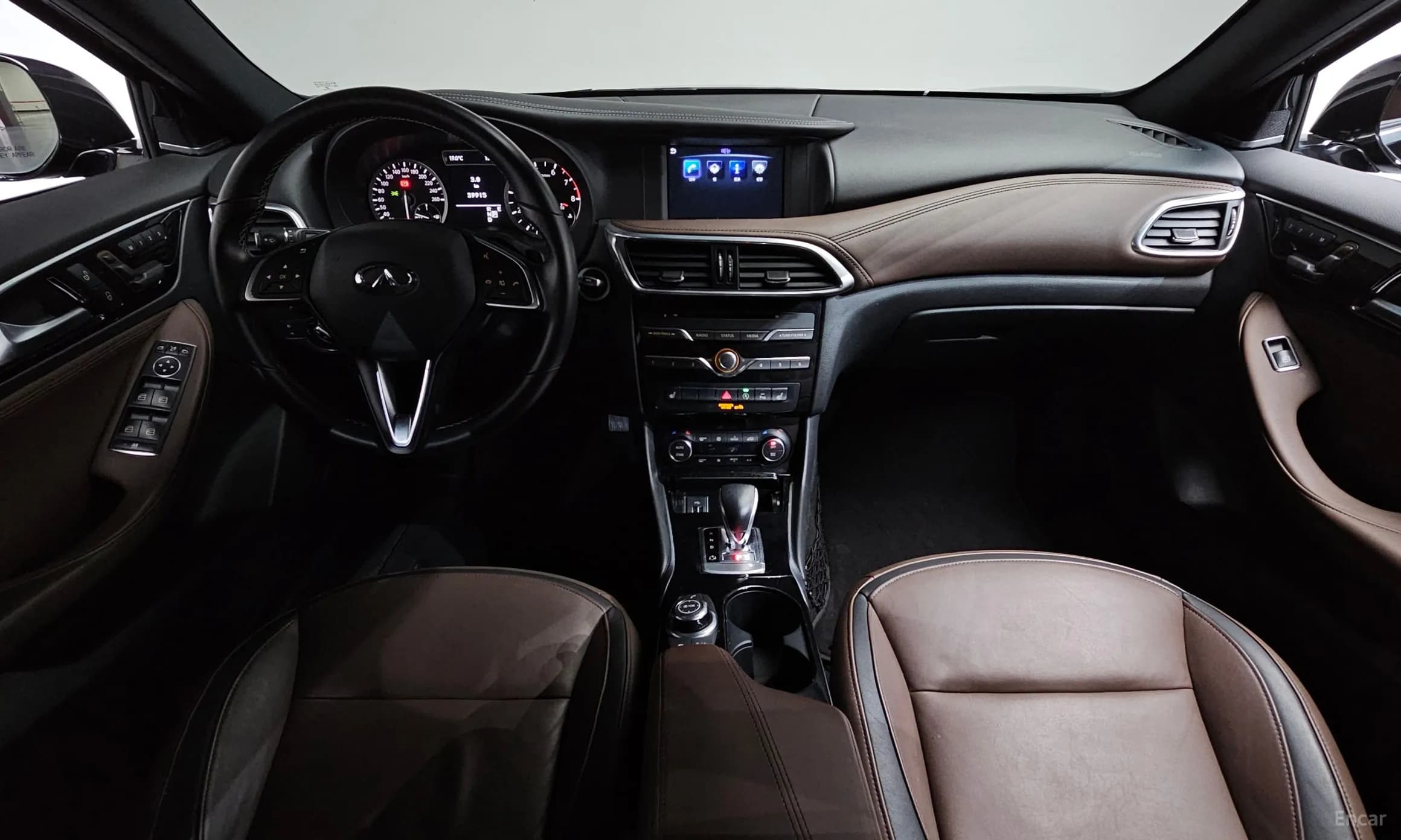 Q30