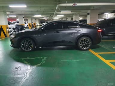 Crown crossover