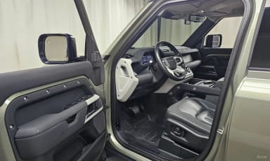 Defender (L663)
