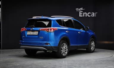 RAV4