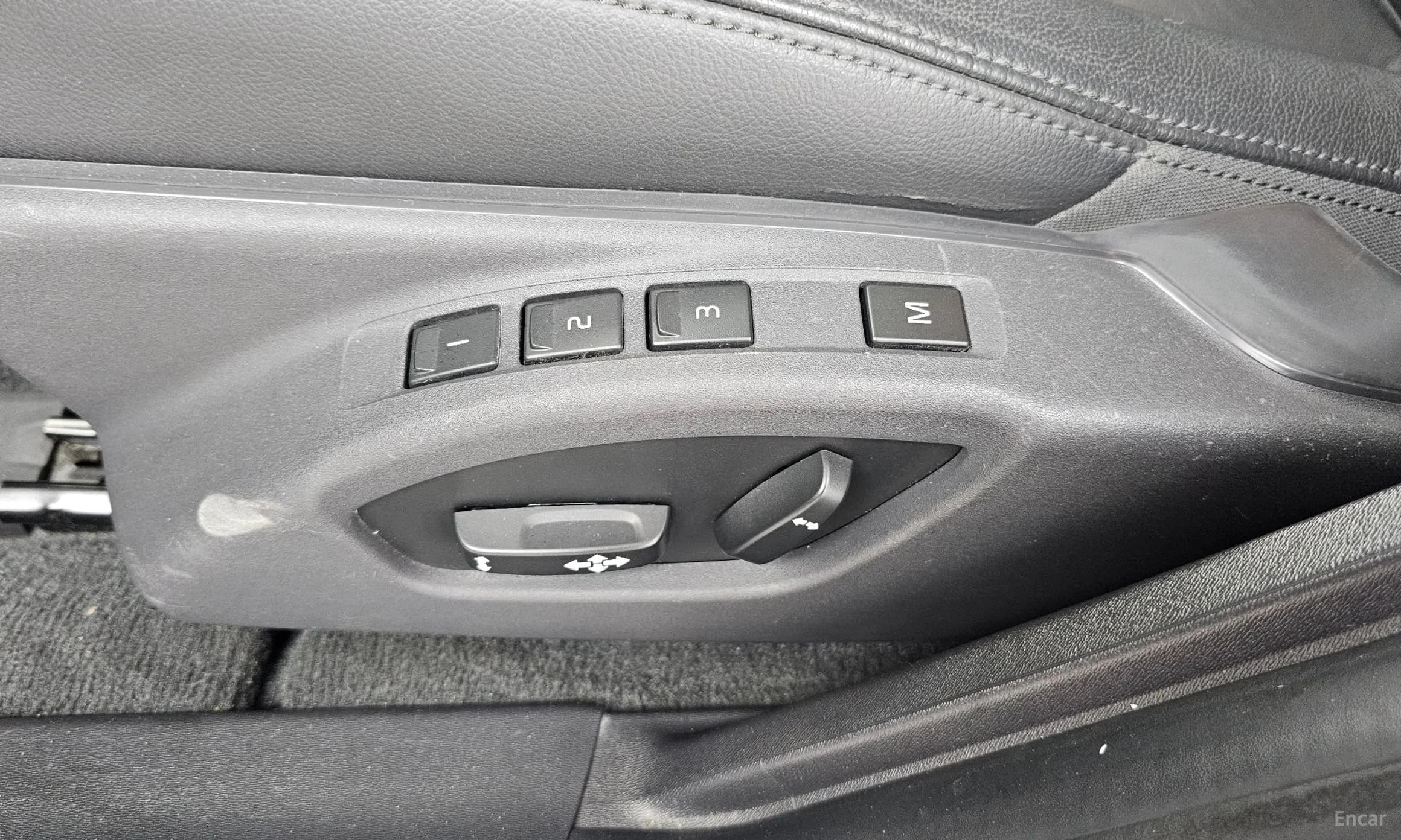 S60