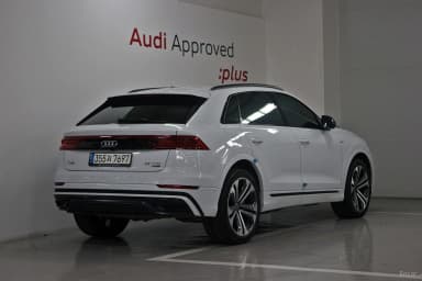 Q8 (4M)