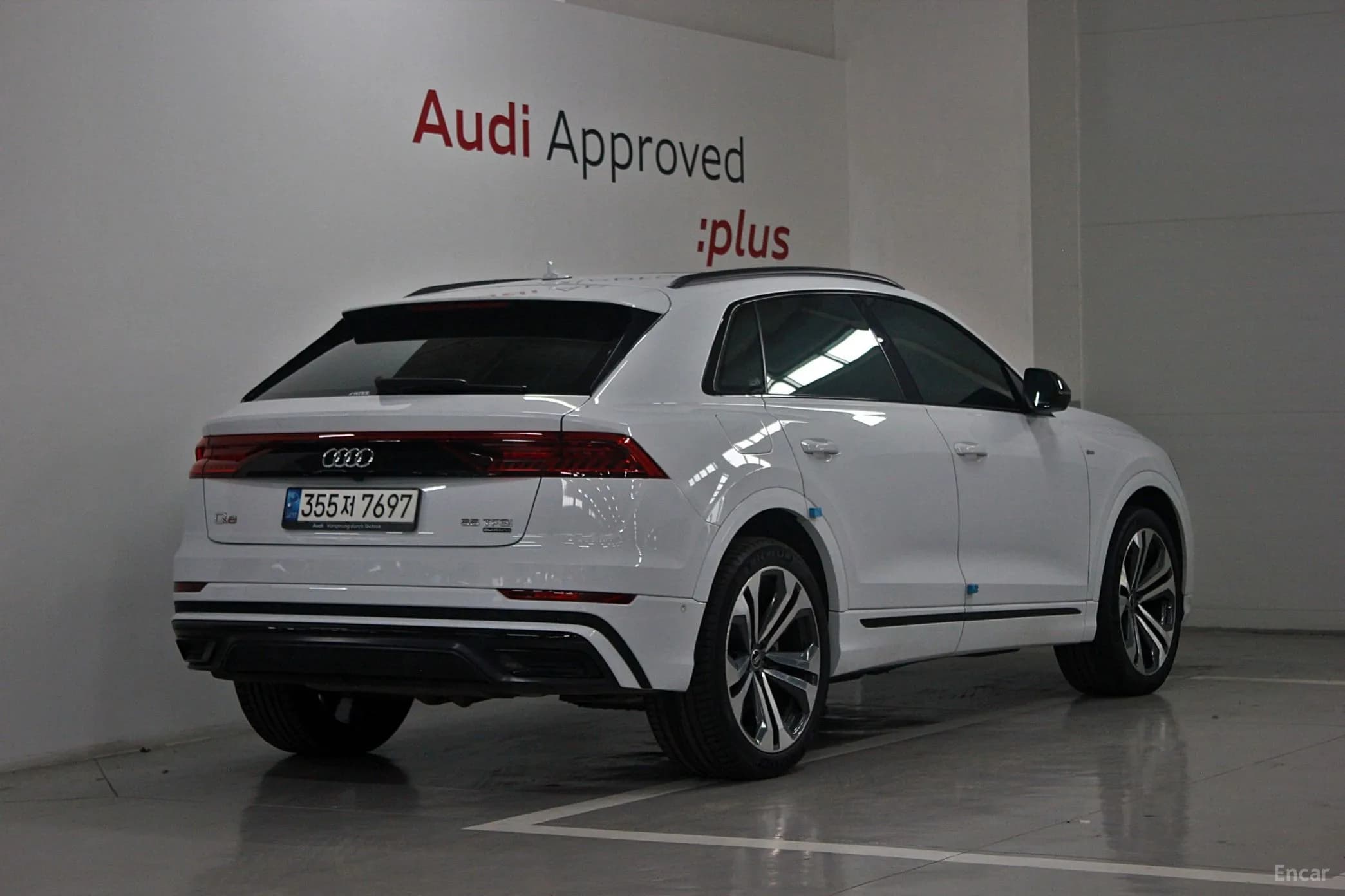 Q8 (4M)