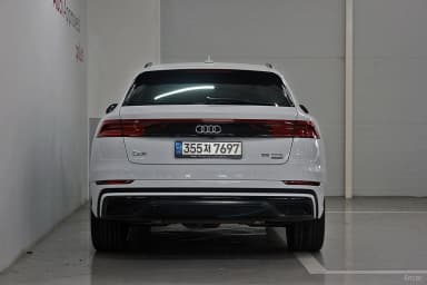 Q8 (4M)