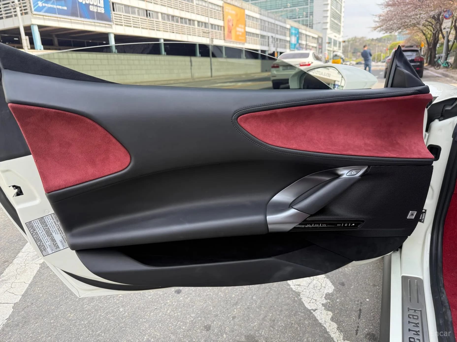 SF90 Spyder