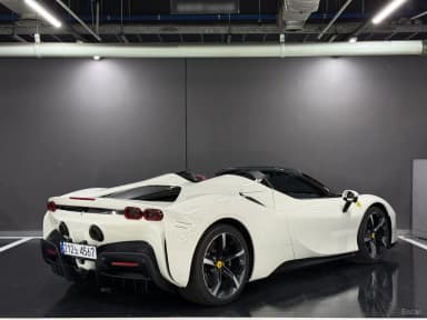 SF90 Spyder