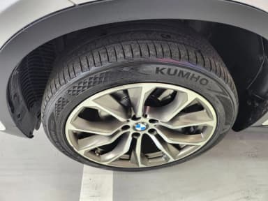 X6 (F16)