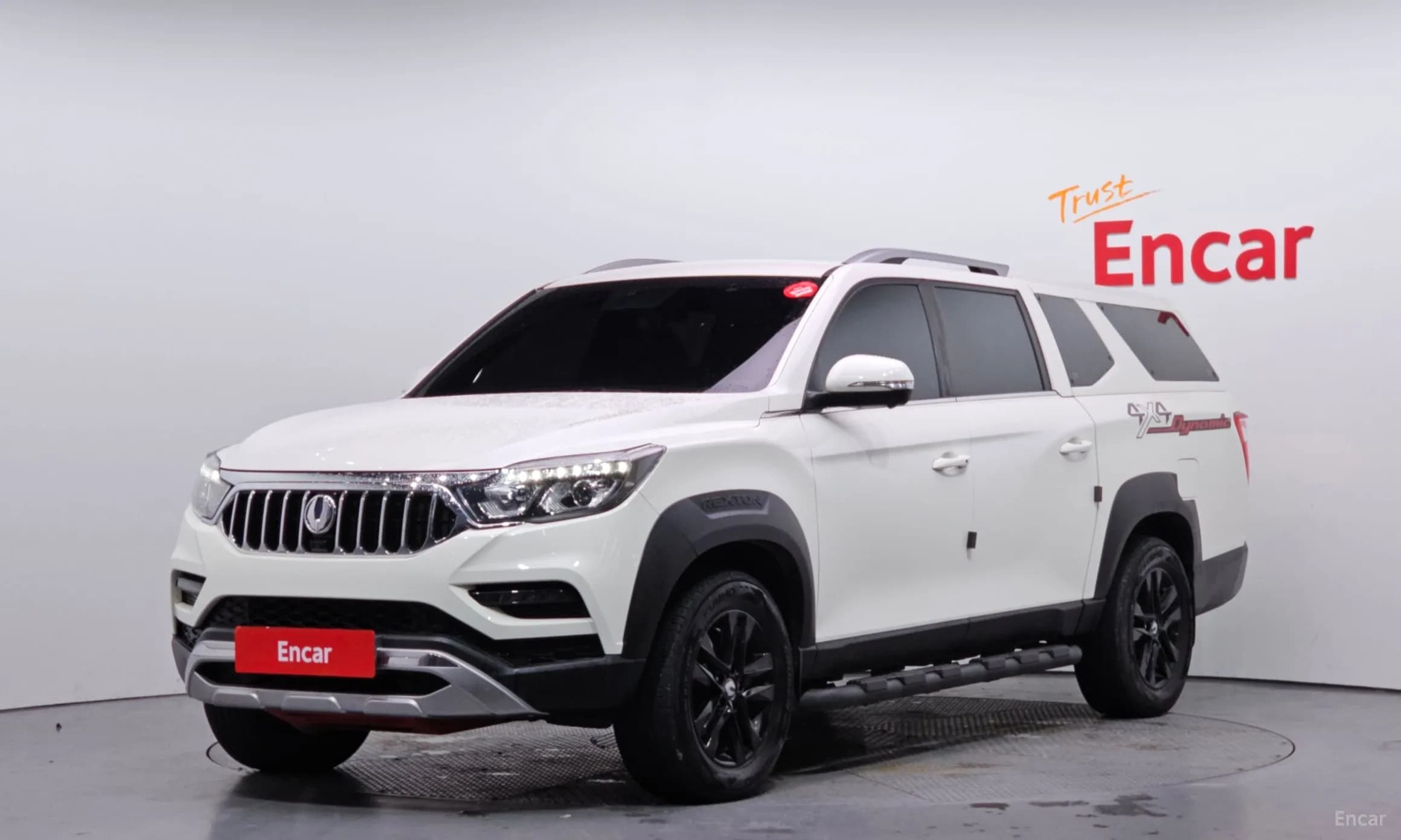 Rexton Sports Khan