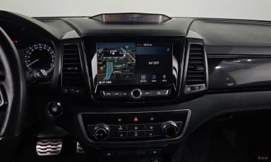 Rexton Sports Khan