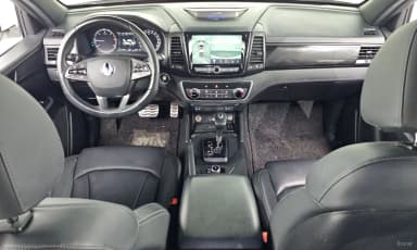 Rexton Sports Khan