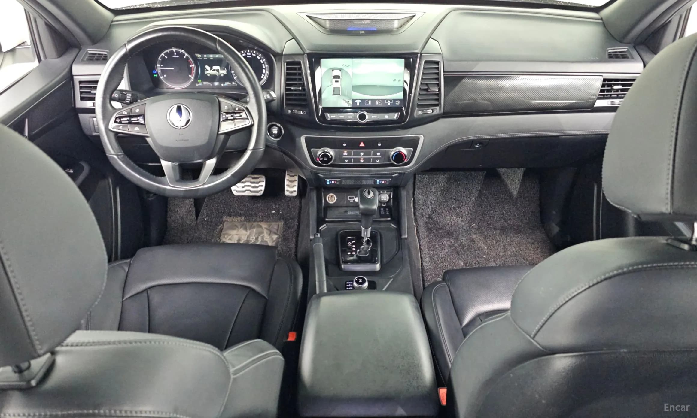 Rexton Sports Khan