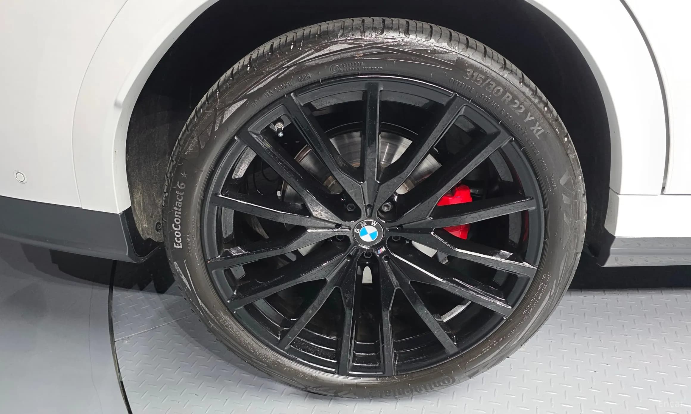 X6 (G06)