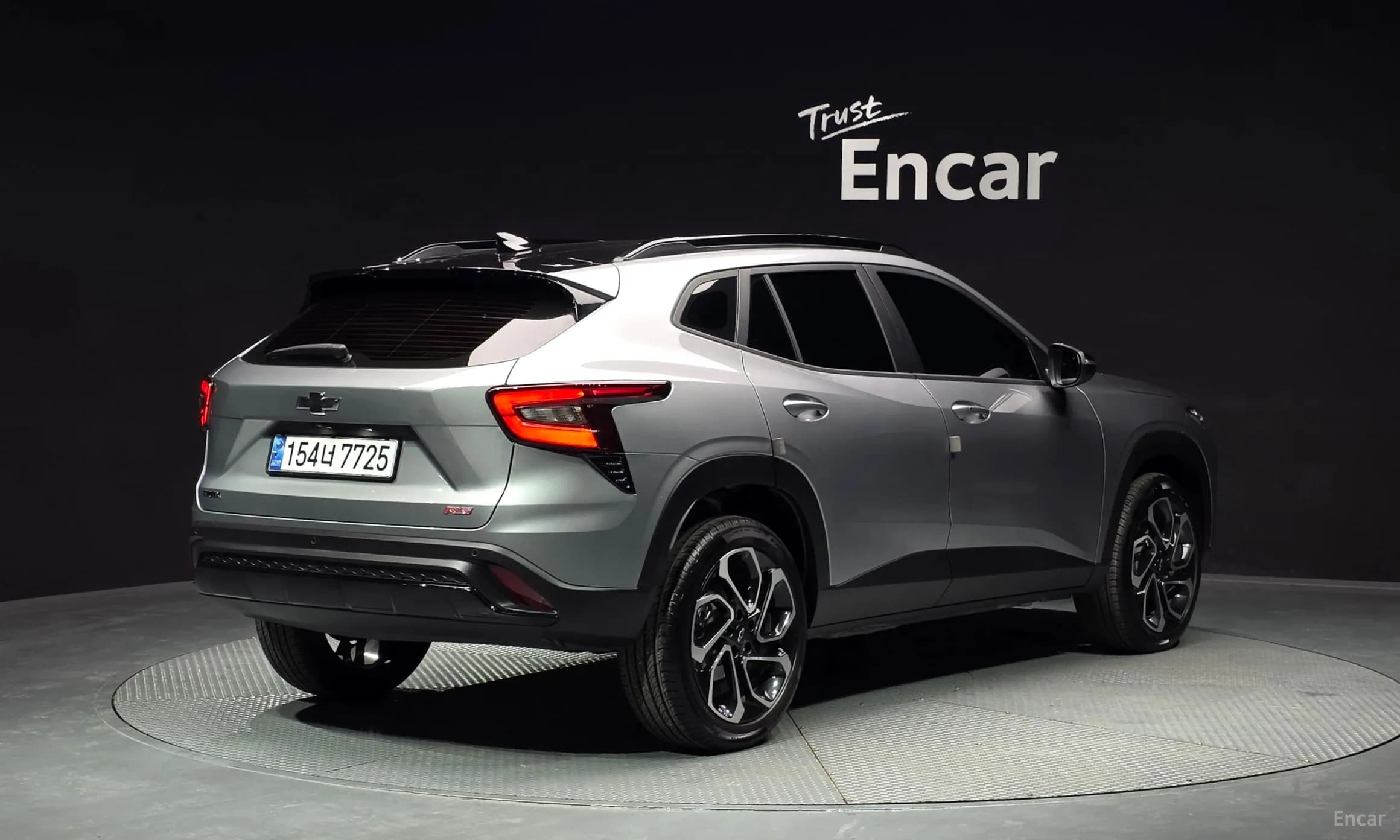 Trax Crossover