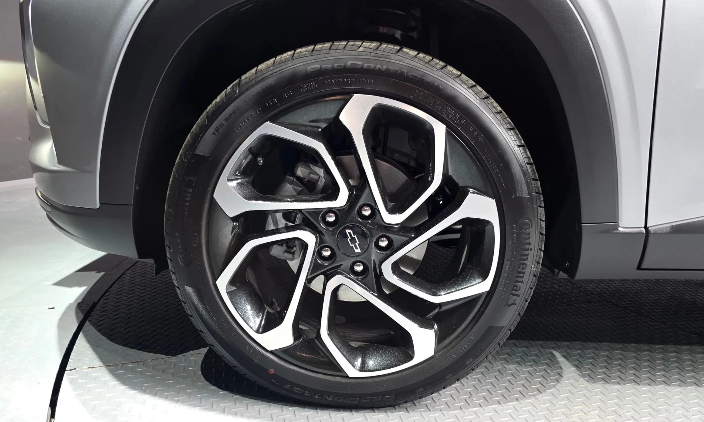 Trax Crossover