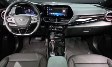 Trax Crossover