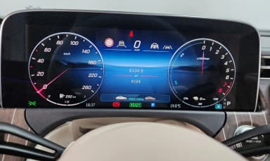 E-Class W214