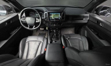 Rexton Sports Khan