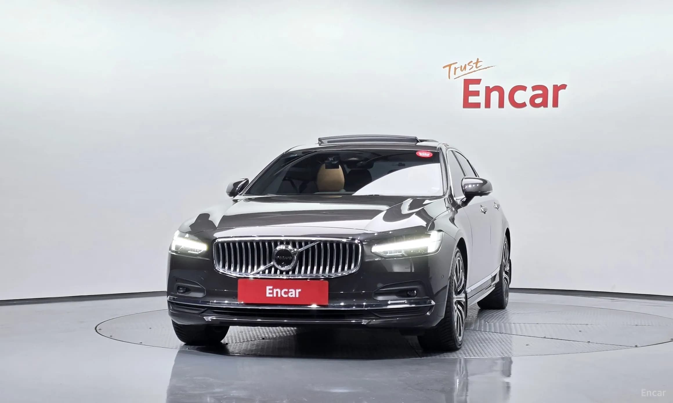 S90