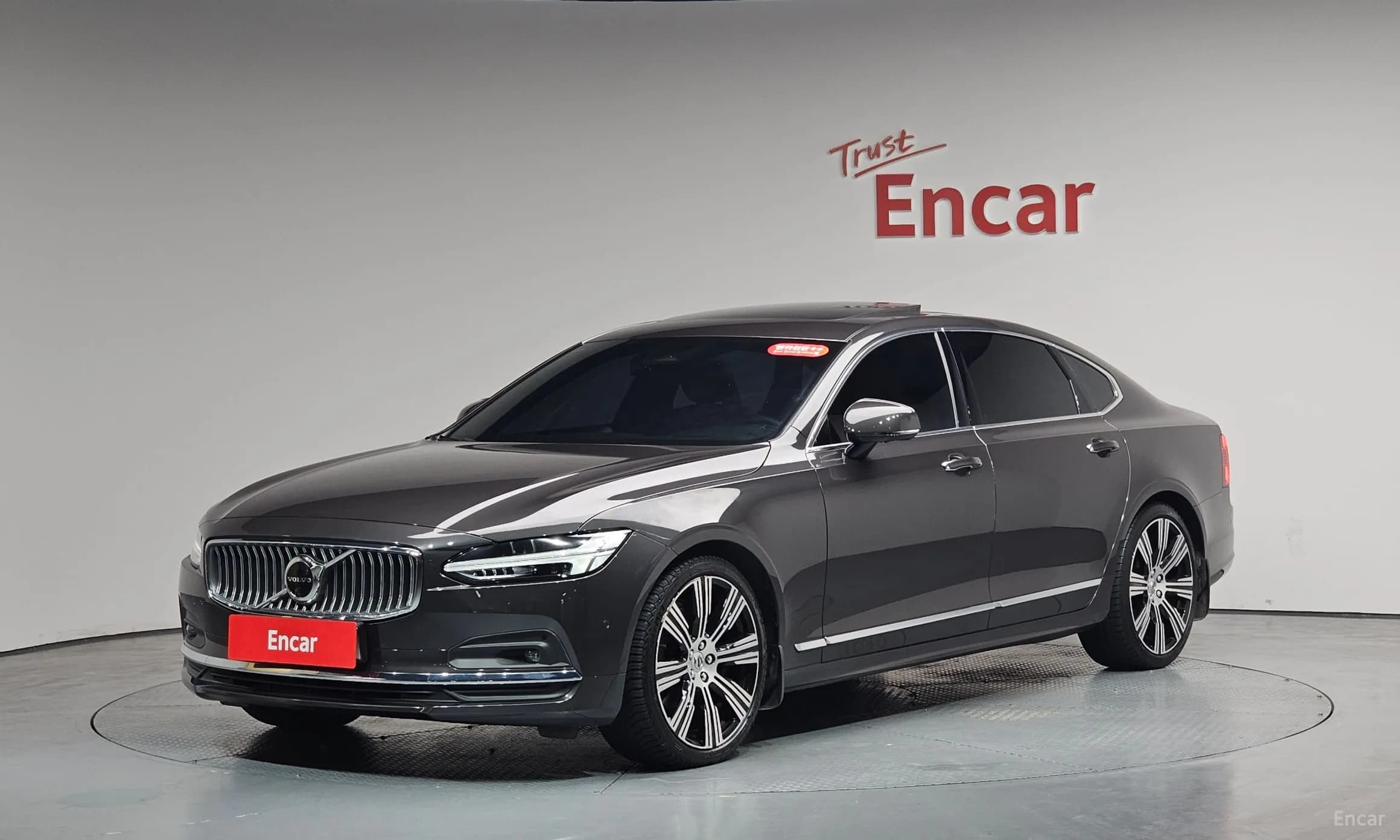 S90