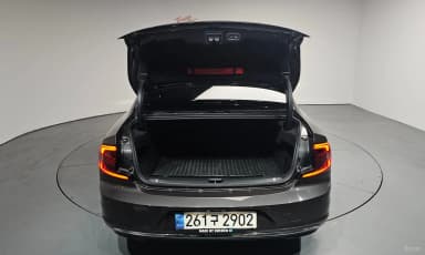S90