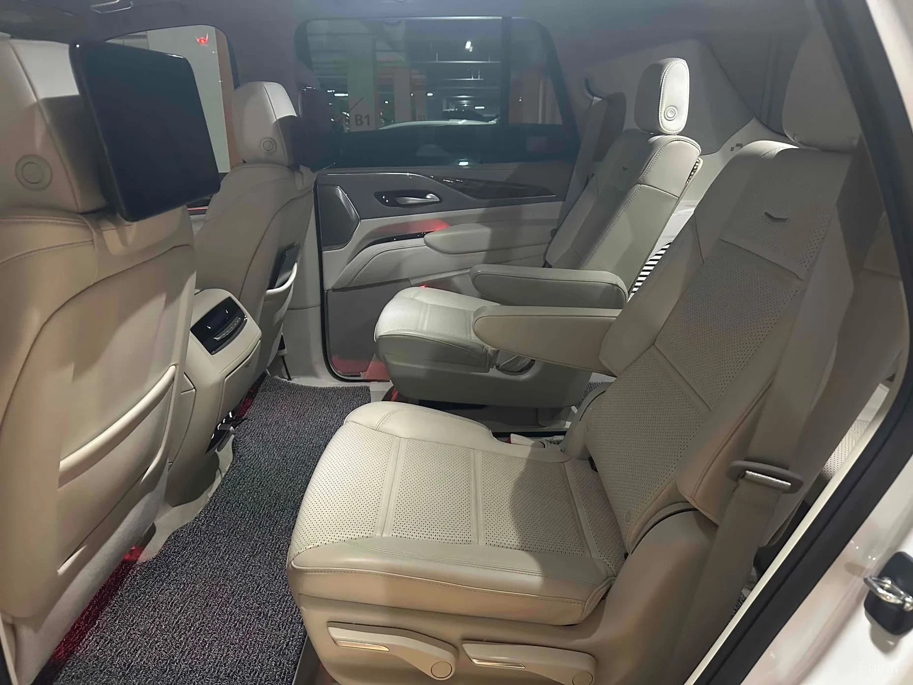 Escalade 5th Generation